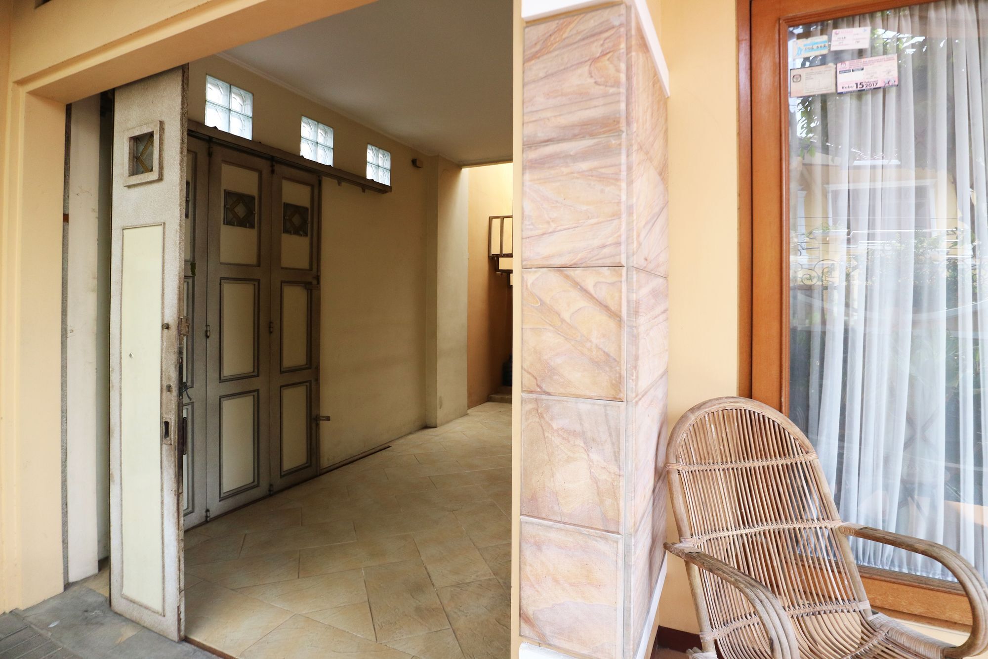 Maharani Guesthouse Tebet Syariah Jakarta Exterior photo